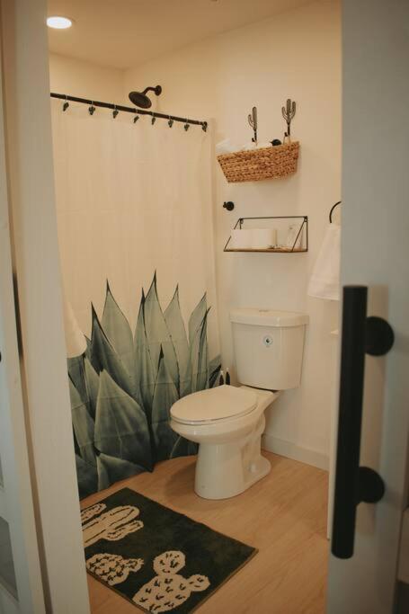 Agave Tiny House At Cactus Flower-Hot Tub-Pet Friendly-No Pet Fees! Albuquerque Dış mekan fotoğraf